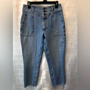 A&F 90’s Retro High Waisted Bare Back Raw Hem Mom Ankle Length Jeans Sz 6R